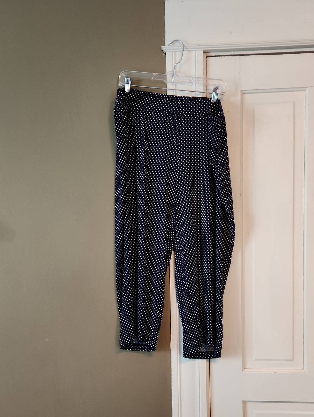 Avenue Navy and White Polka Dot Capris